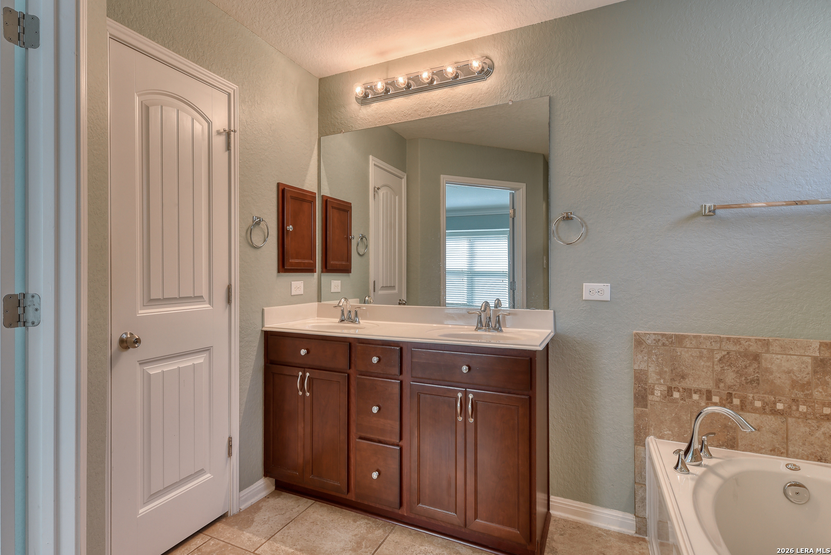 24724 Buck Creek San Antonio TX 78255