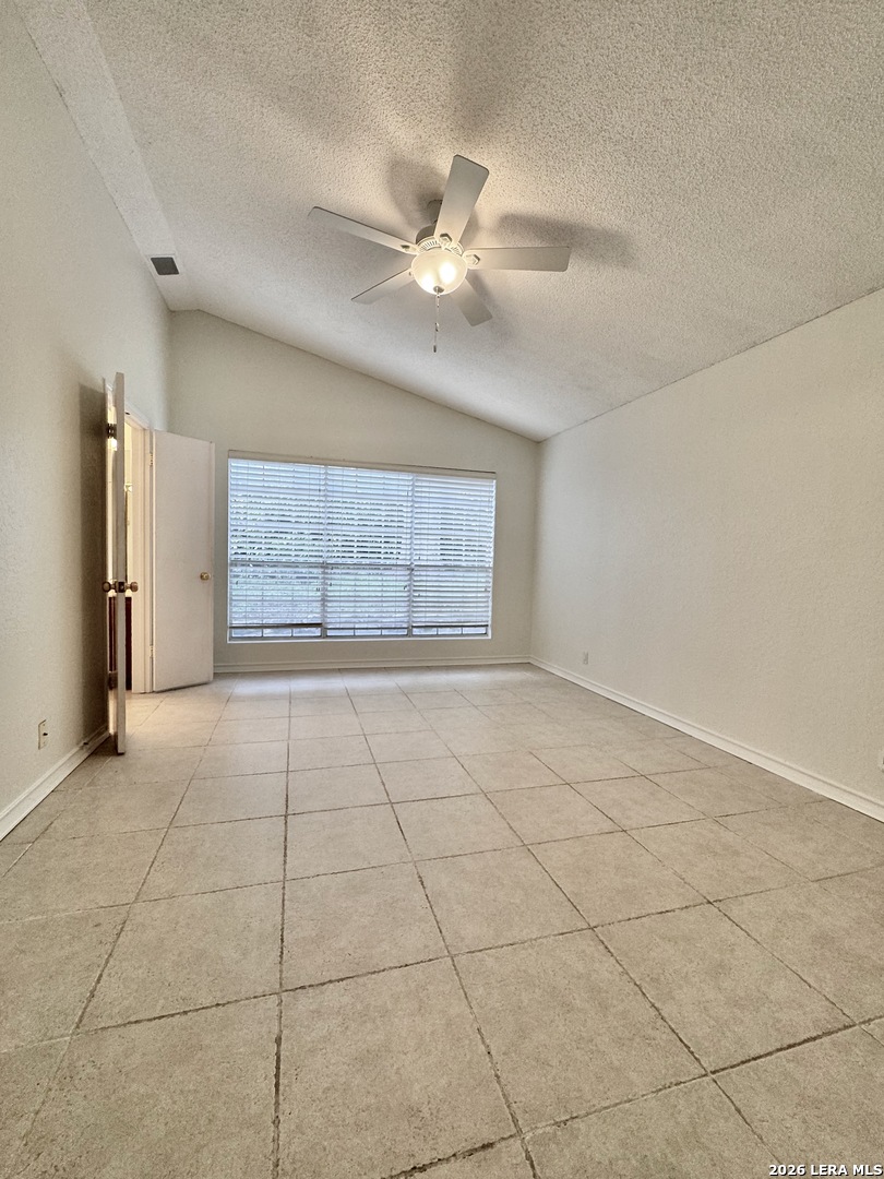 6719 Hinesville Drive San Antonio TX 78240