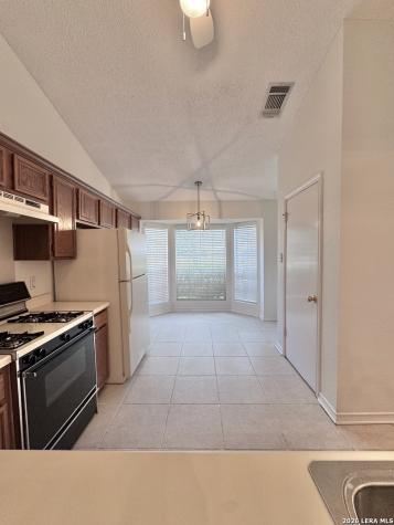 6719 Hinesville Drive San Antonio TX 78240