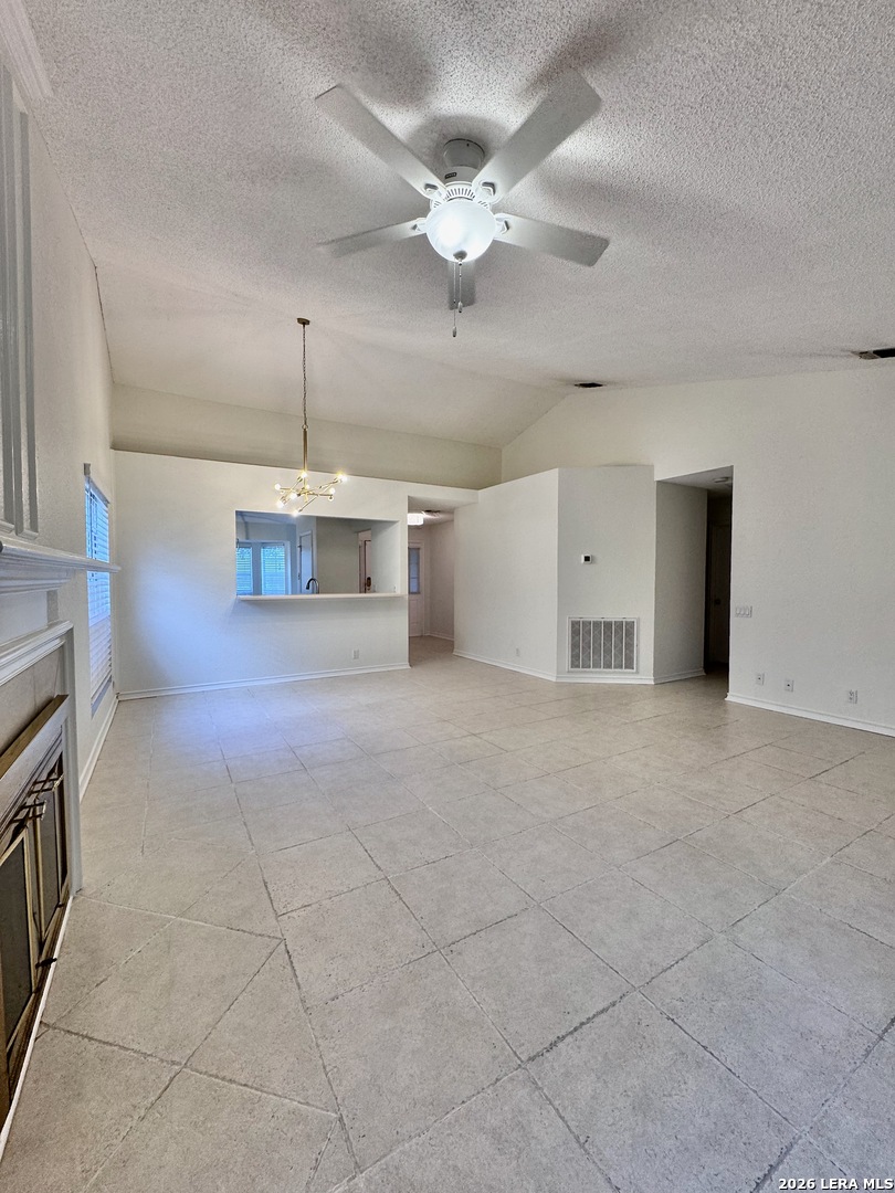6719 Hinesville Drive San Antonio TX 78240