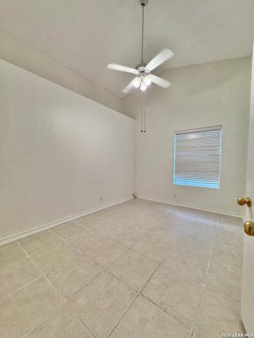 6719 Hinesville Drive San Antonio TX 78240