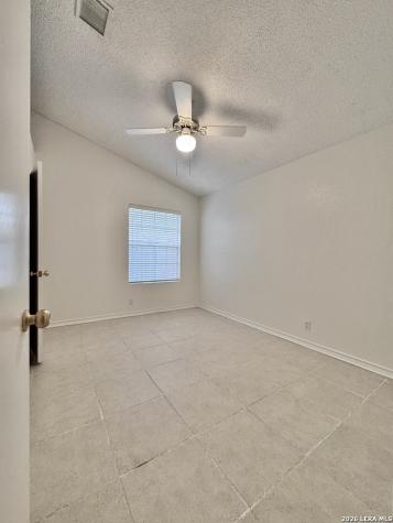 6719 Hinesville Drive San Antonio TX 78240