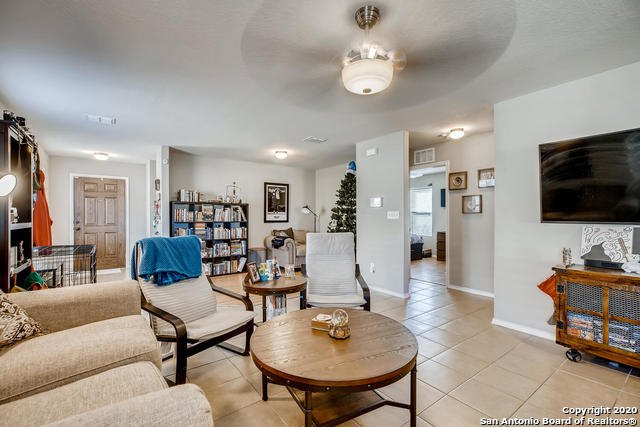 10715 Noble Canyon San Antonio TX 78254