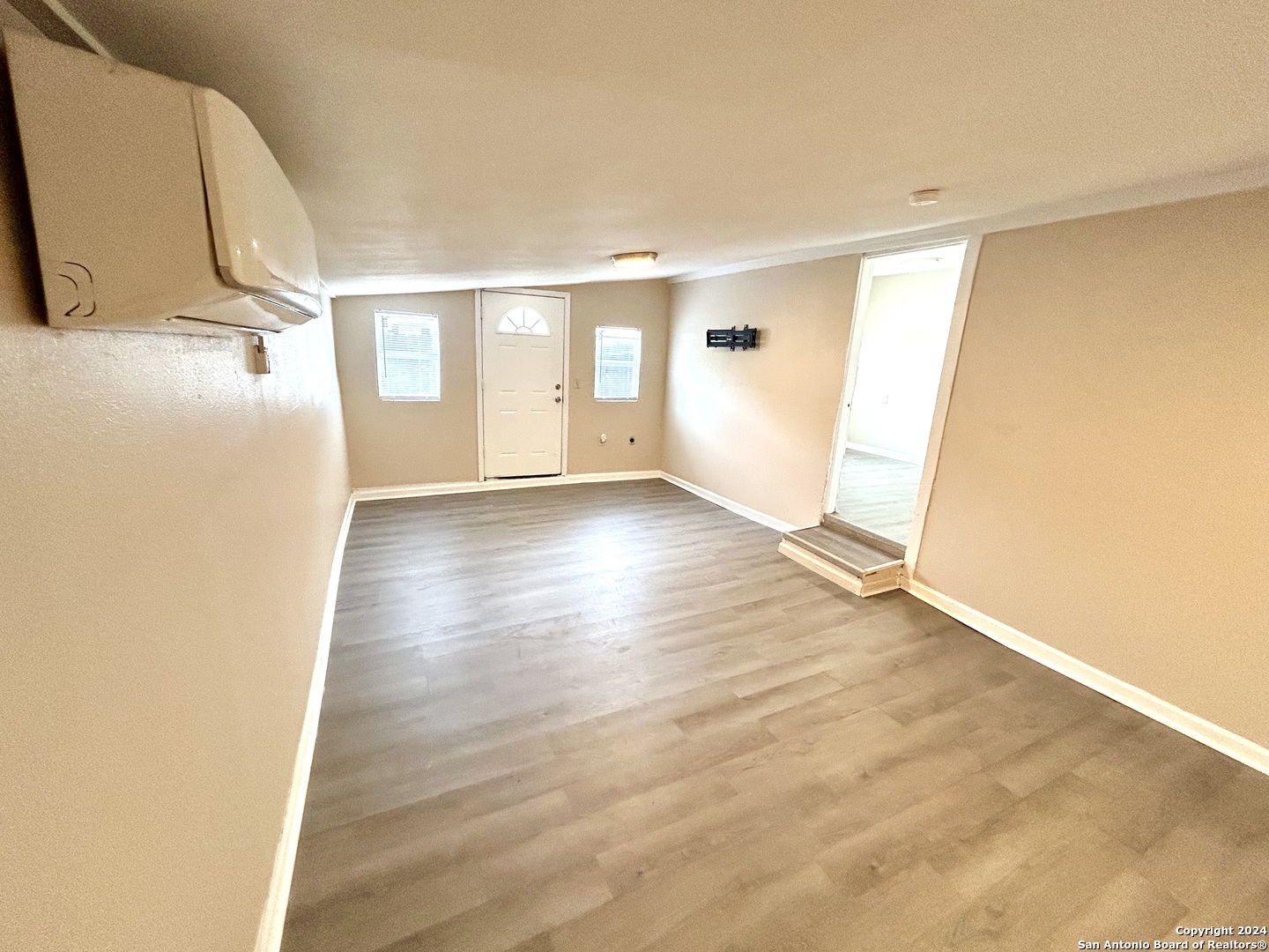729 Burmeister Street Pleasanton TX 78064