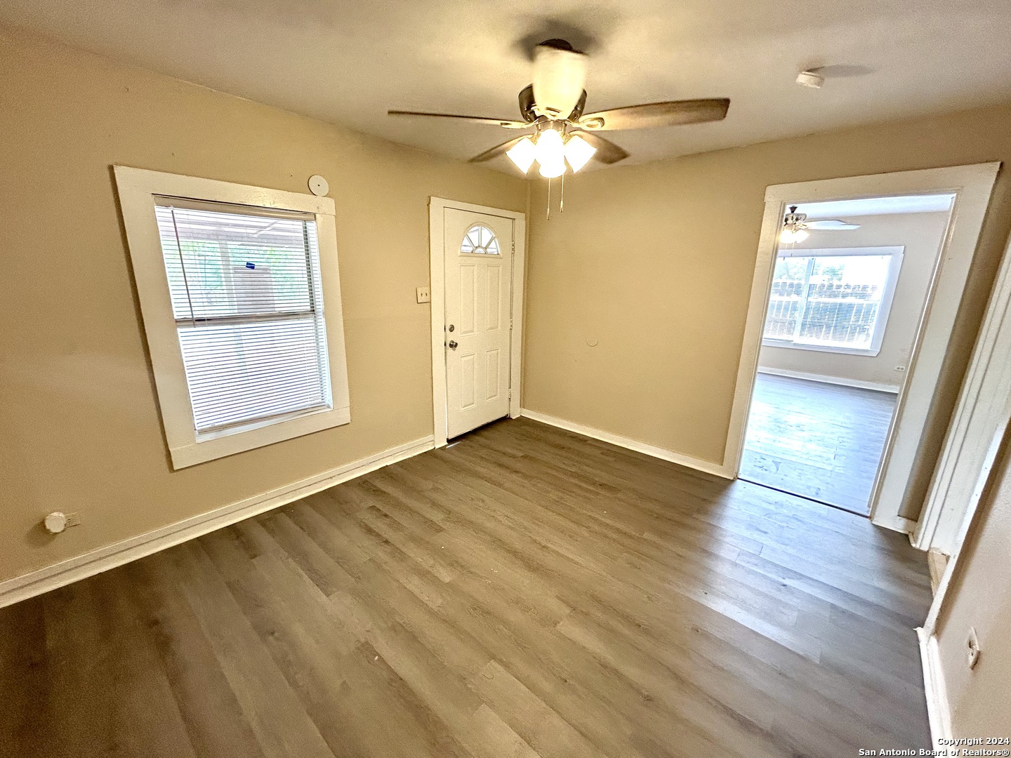 729 Burmeister Street Pleasanton TX 78064