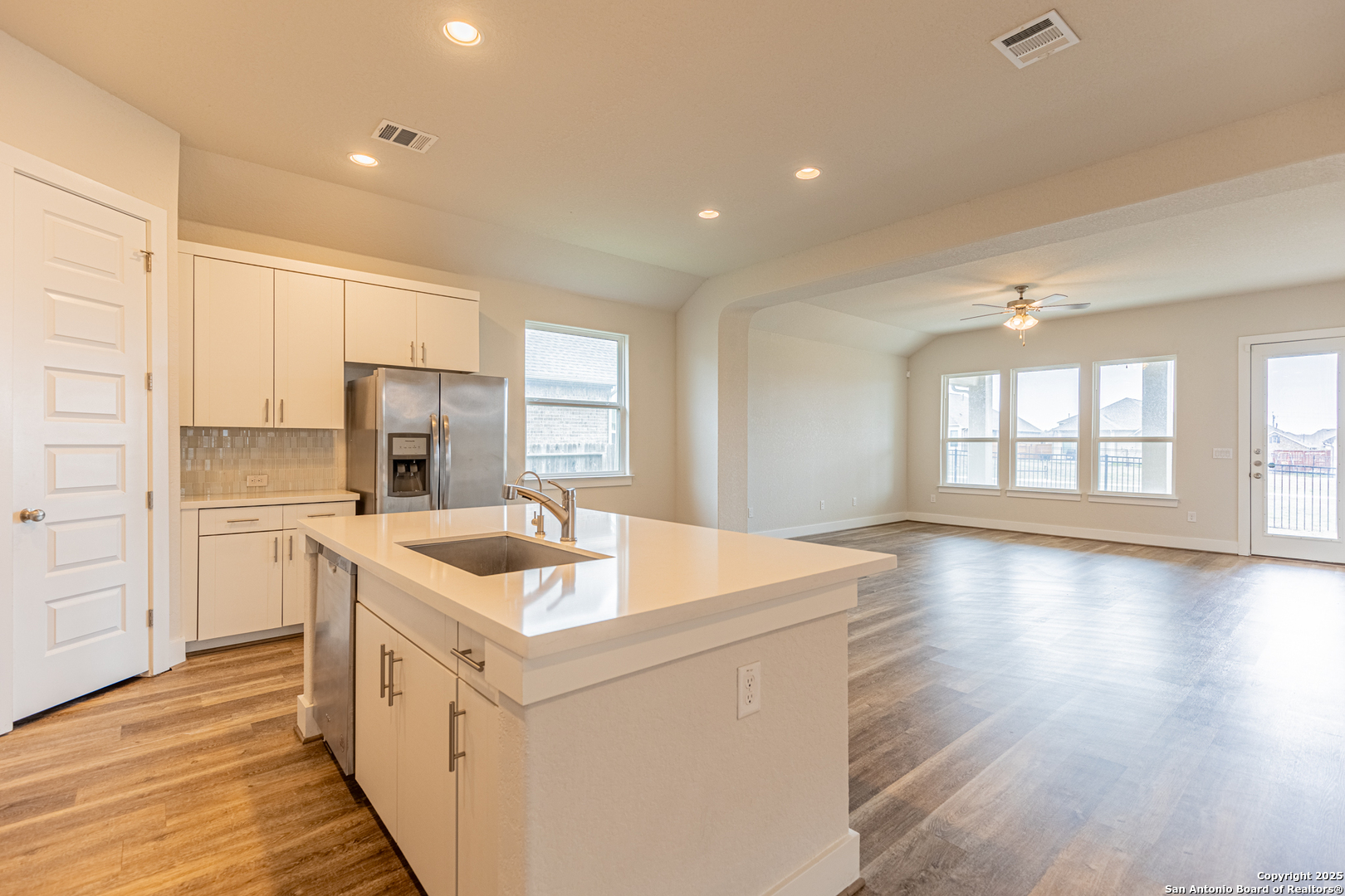 920 Foxbrook Cibolo TX 78108