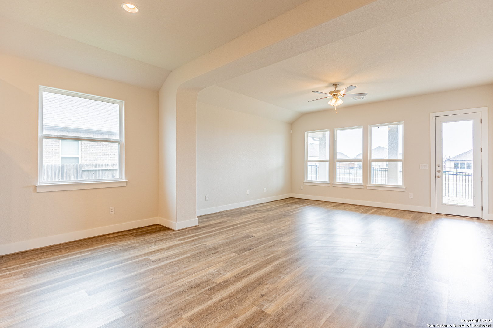 920 Foxbrook Cibolo TX 78108