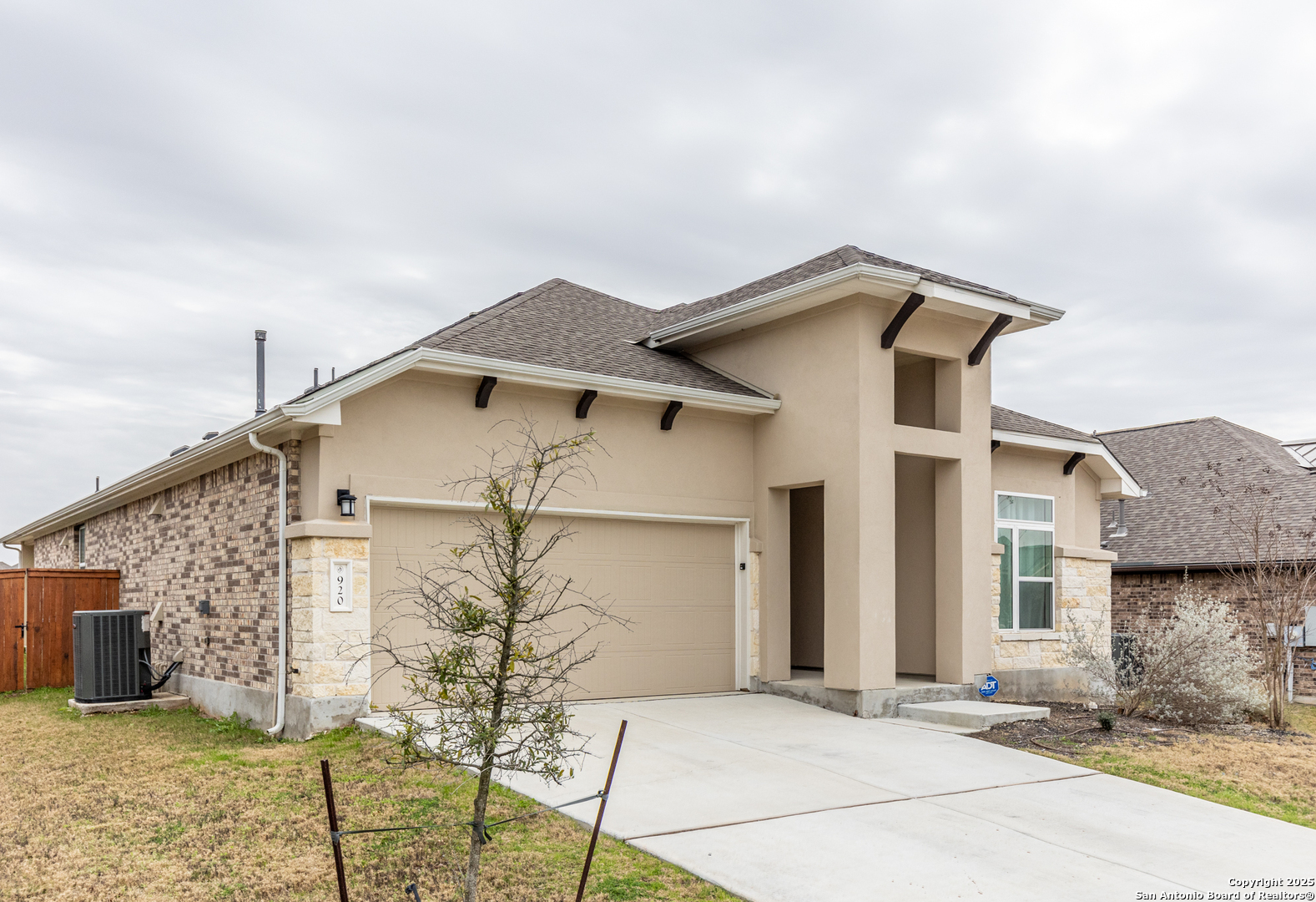 920 Foxbrook Cibolo TX 78108