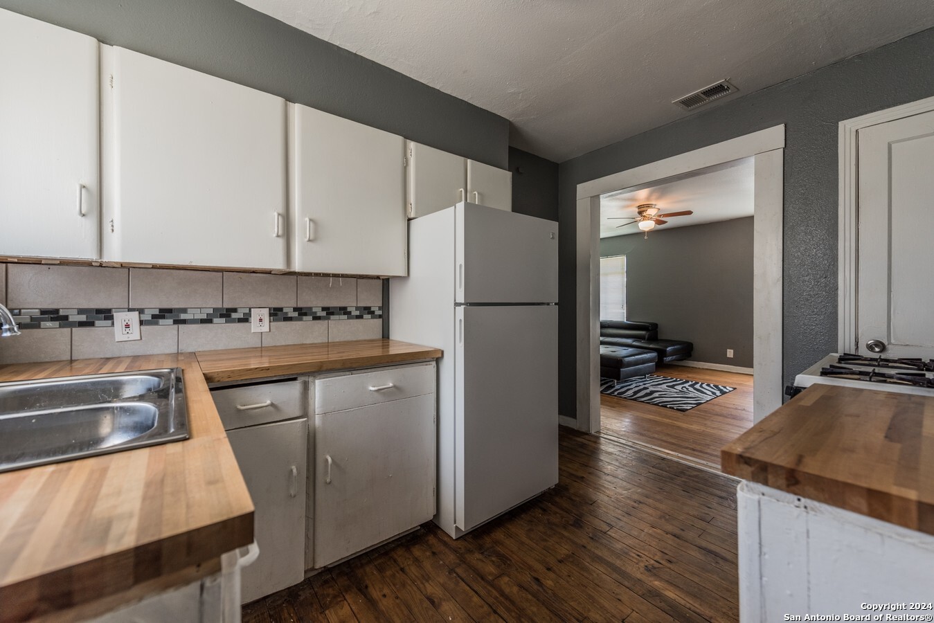 2345 Cincinnati Avenue San Antonio TX 78228