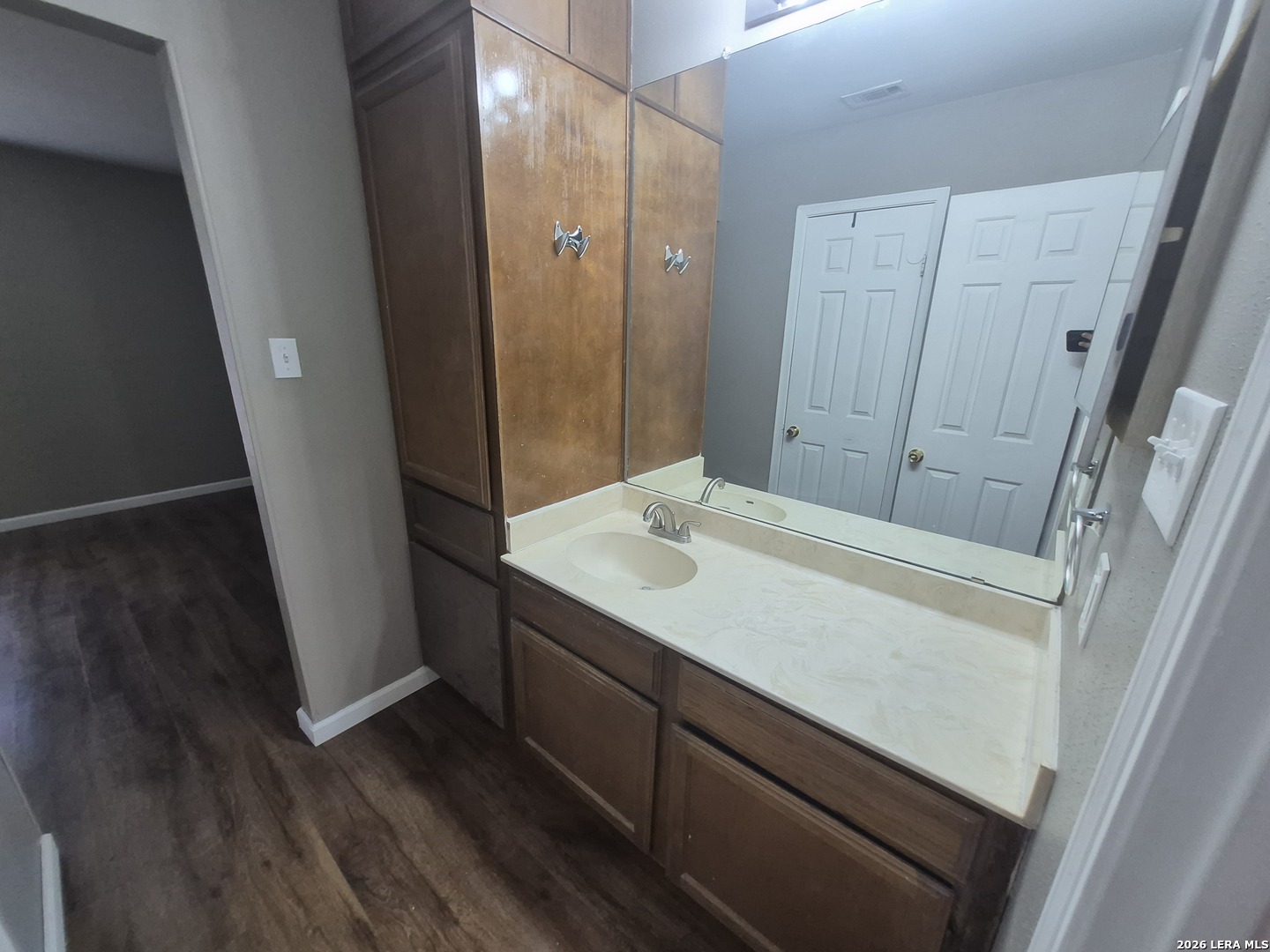 4906 Ali Avenue San Antonio TX 78229