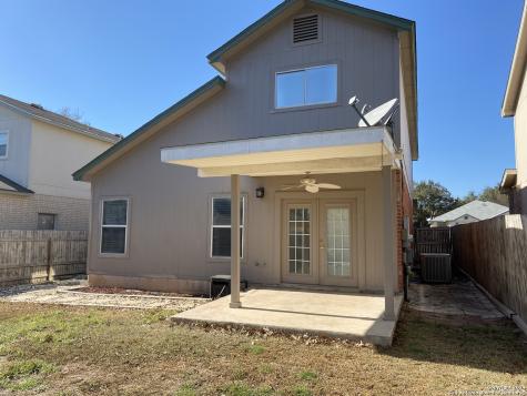 1326 Dezarae San Antonio TX 78253