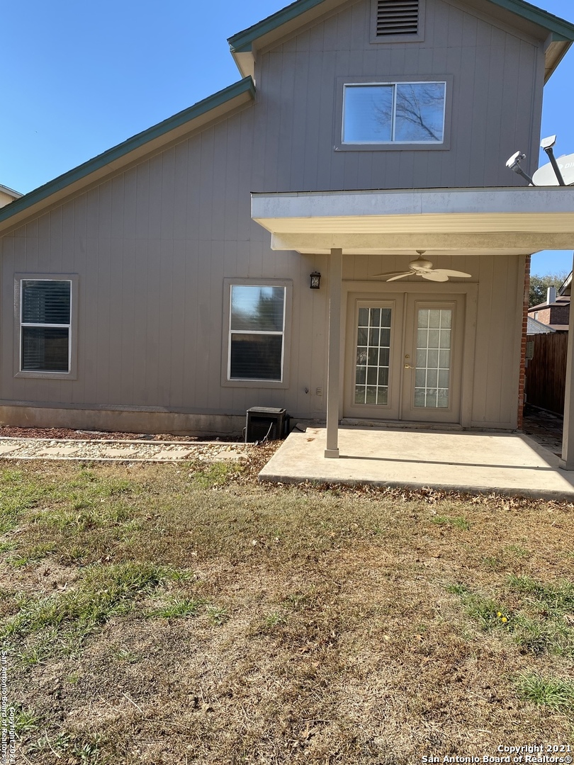 1326 Dezarae San Antonio TX 78253