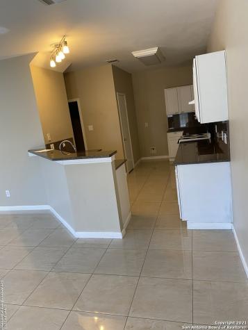 1326 Dezarae San Antonio TX 78253