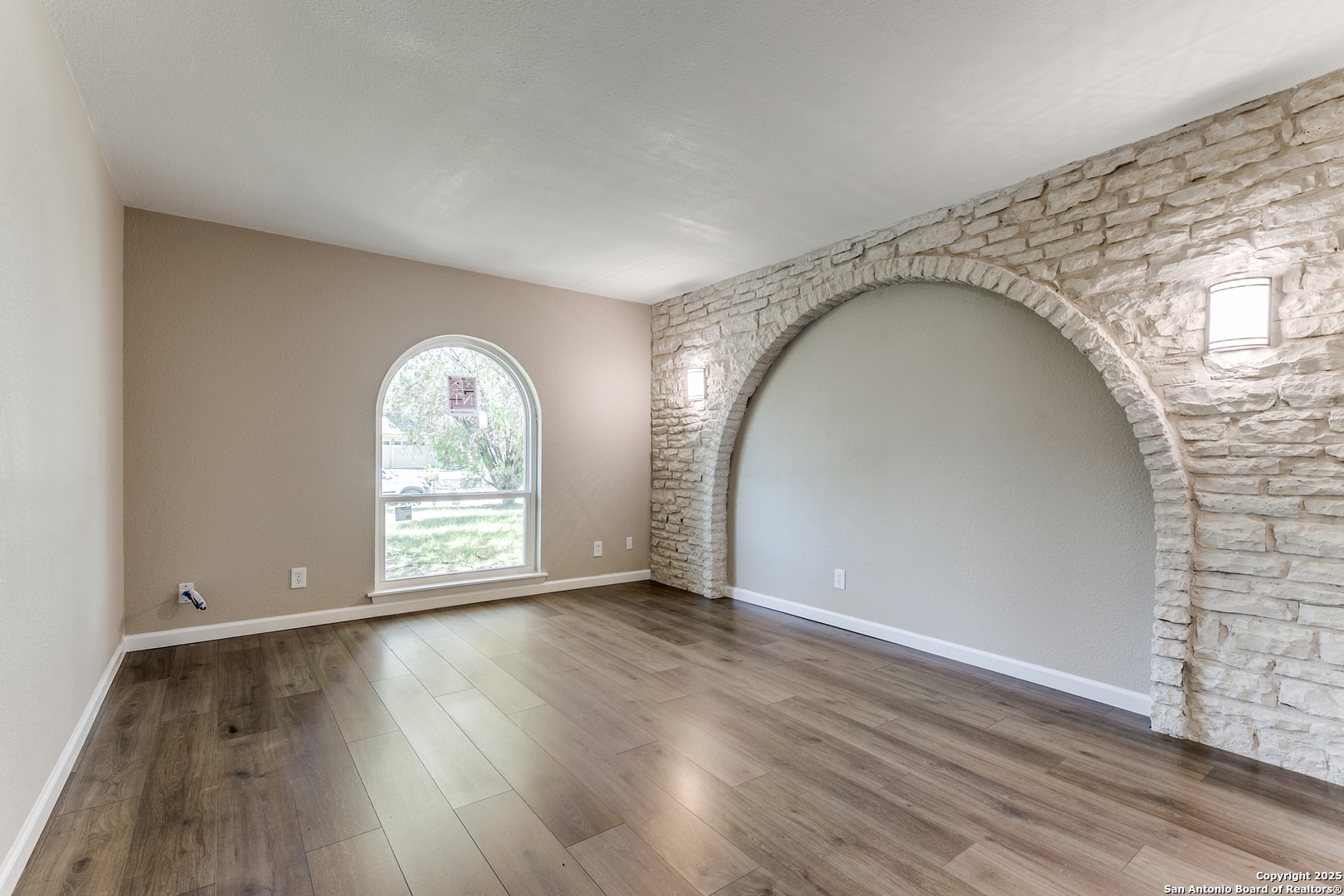 10215 Charter Ridge San Antonio TX 78230