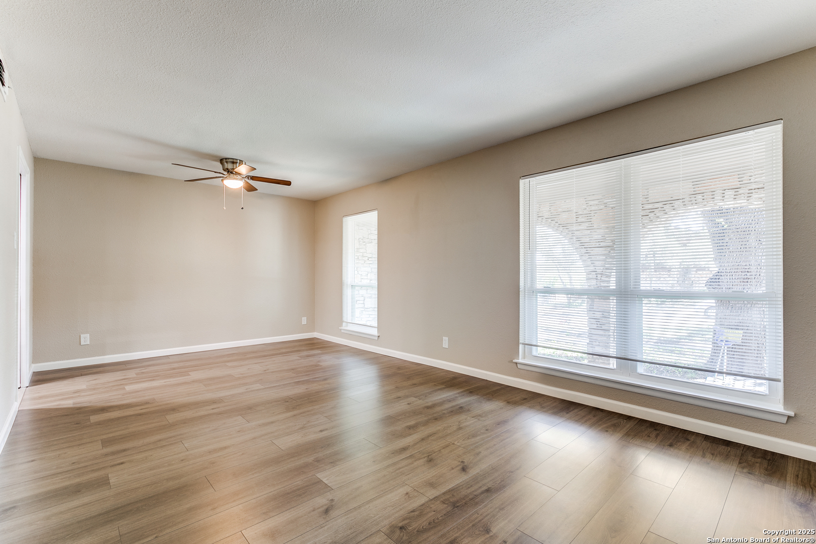 10215 Charter Ridge San Antonio TX 78230