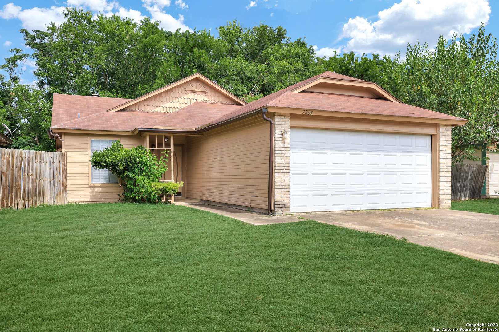 7204 Hardesty San Antonio TX 78250