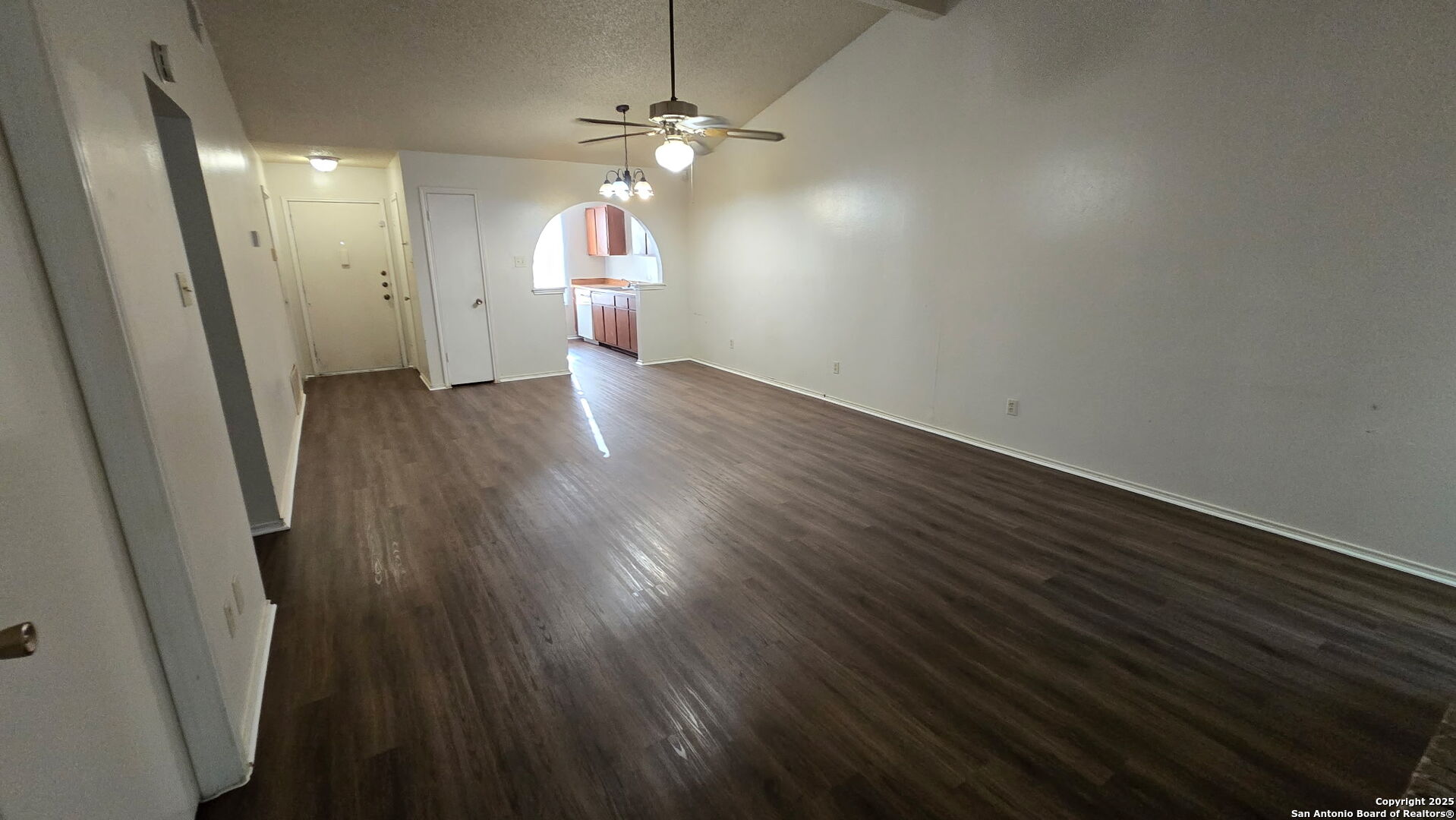 7204 Hardesty San Antonio TX 78250
