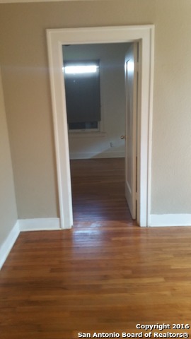 2223 E Houston Street San Antonio TX 78202