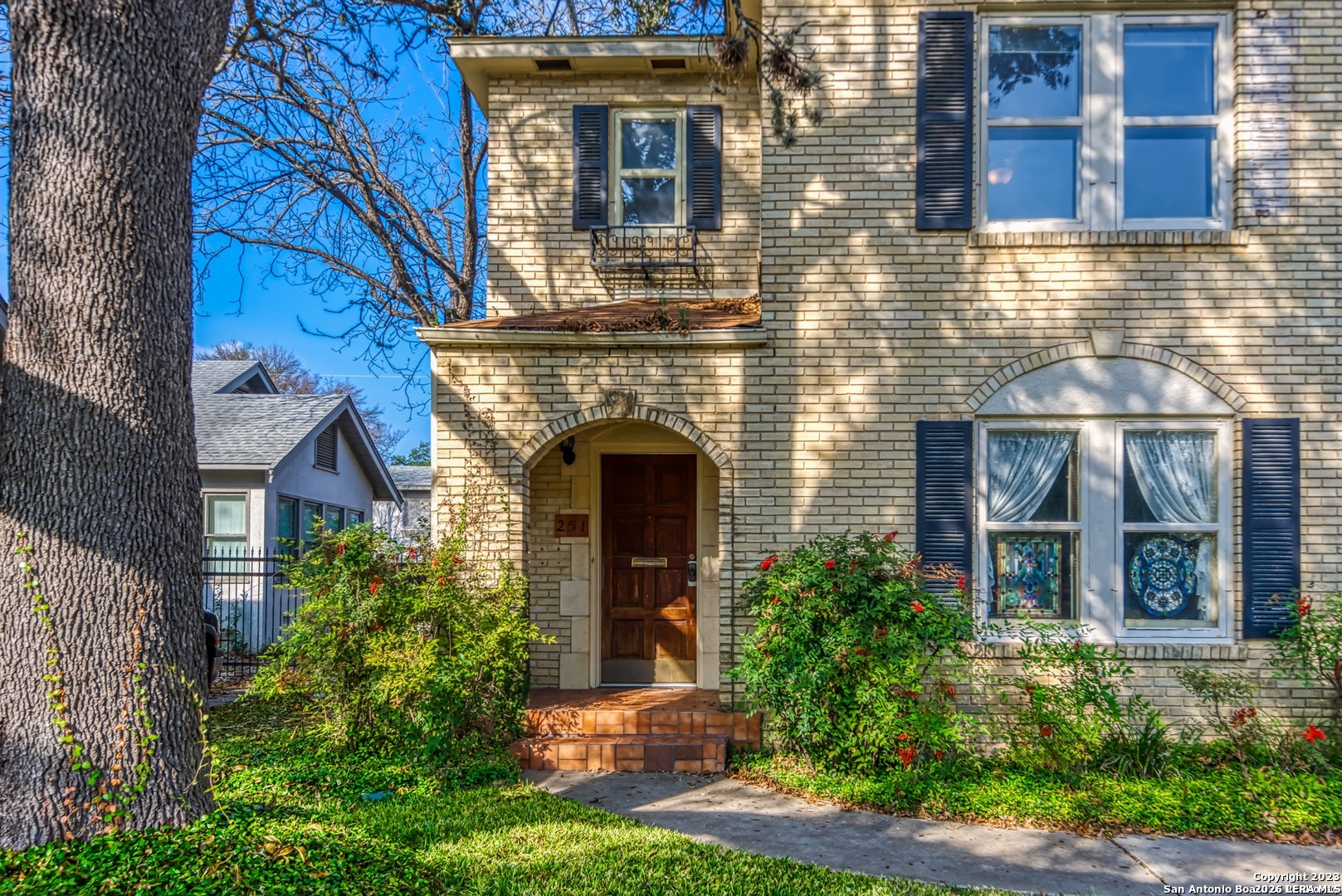 251 E Rosewood Avenue San Antonio TX 78212