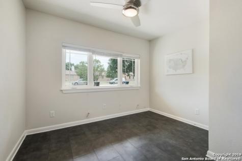 743 Robinhood San Antonio TX 78209