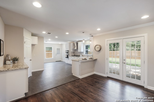 743 Robinhood San Antonio TX 78209