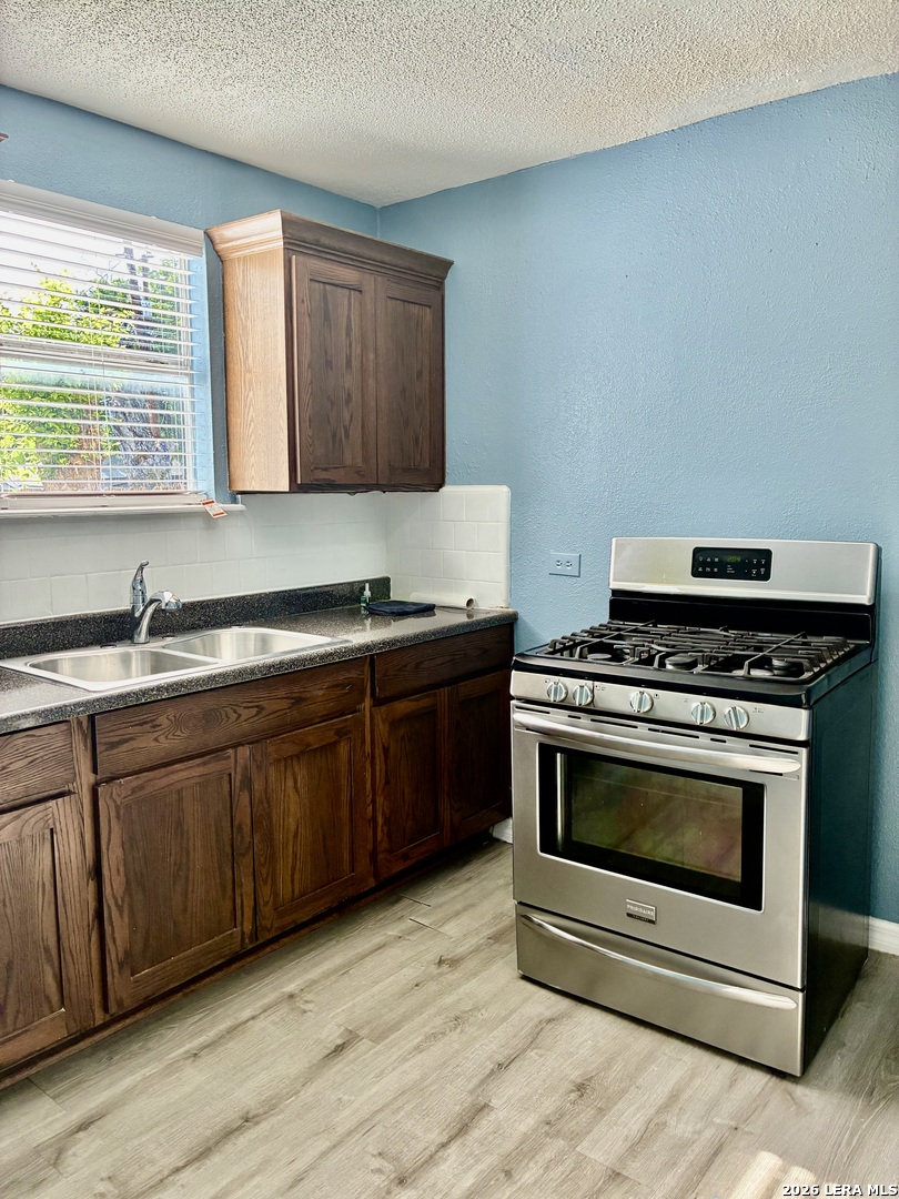 1535 Hermosa San Antonio TX 78201