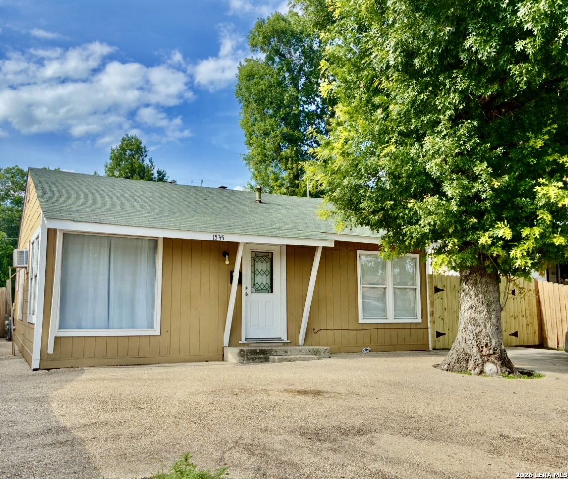 1535 Hermosa San Antonio TX 78201
