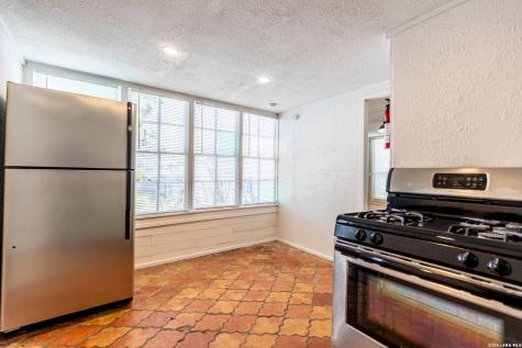 426 Woodlawn San Antonio TX 78212