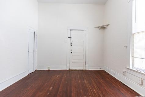 426 Woodlawn San Antonio TX 78212