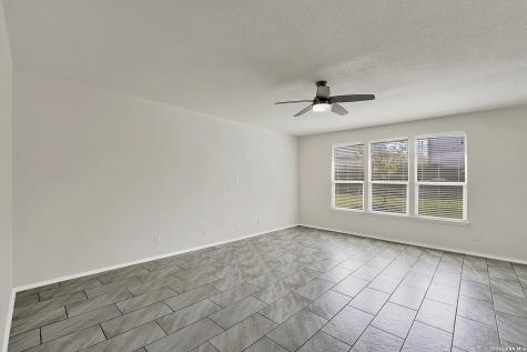 424 Landmark Falls Cibolo TX 78108