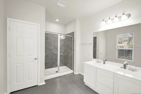 424 Landmark Falls Cibolo TX 78108