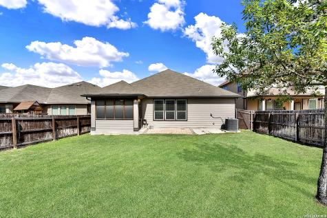 424 Landmark Falls Cibolo TX 78108
