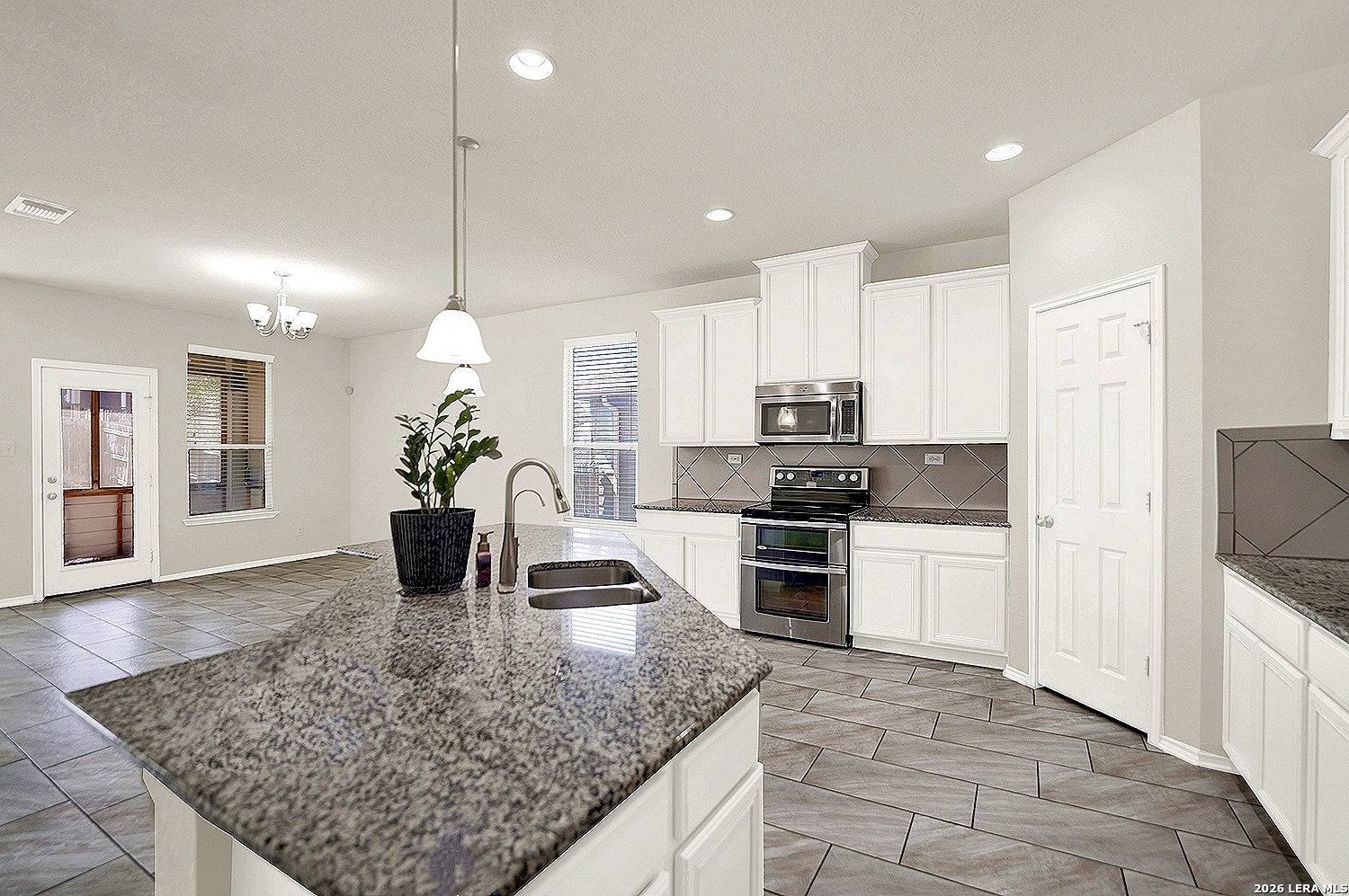 424 Landmark Falls Cibolo TX 78108