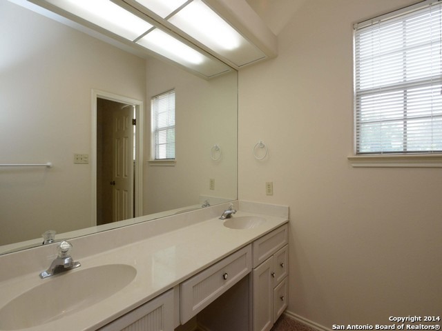 207 Grandview Place San Antonio TX 78209