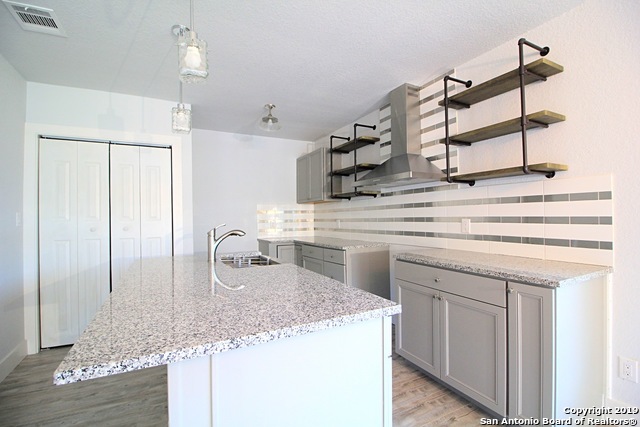 707 S Olive Street San Antonio TX 78203