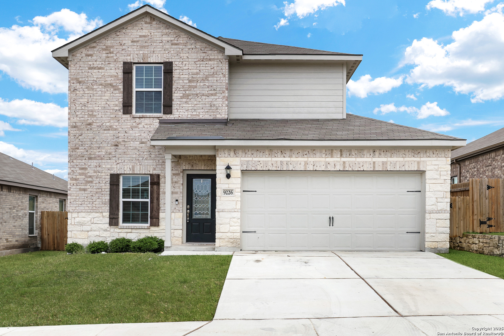 9226 Bennett Forest Converse TX 78109