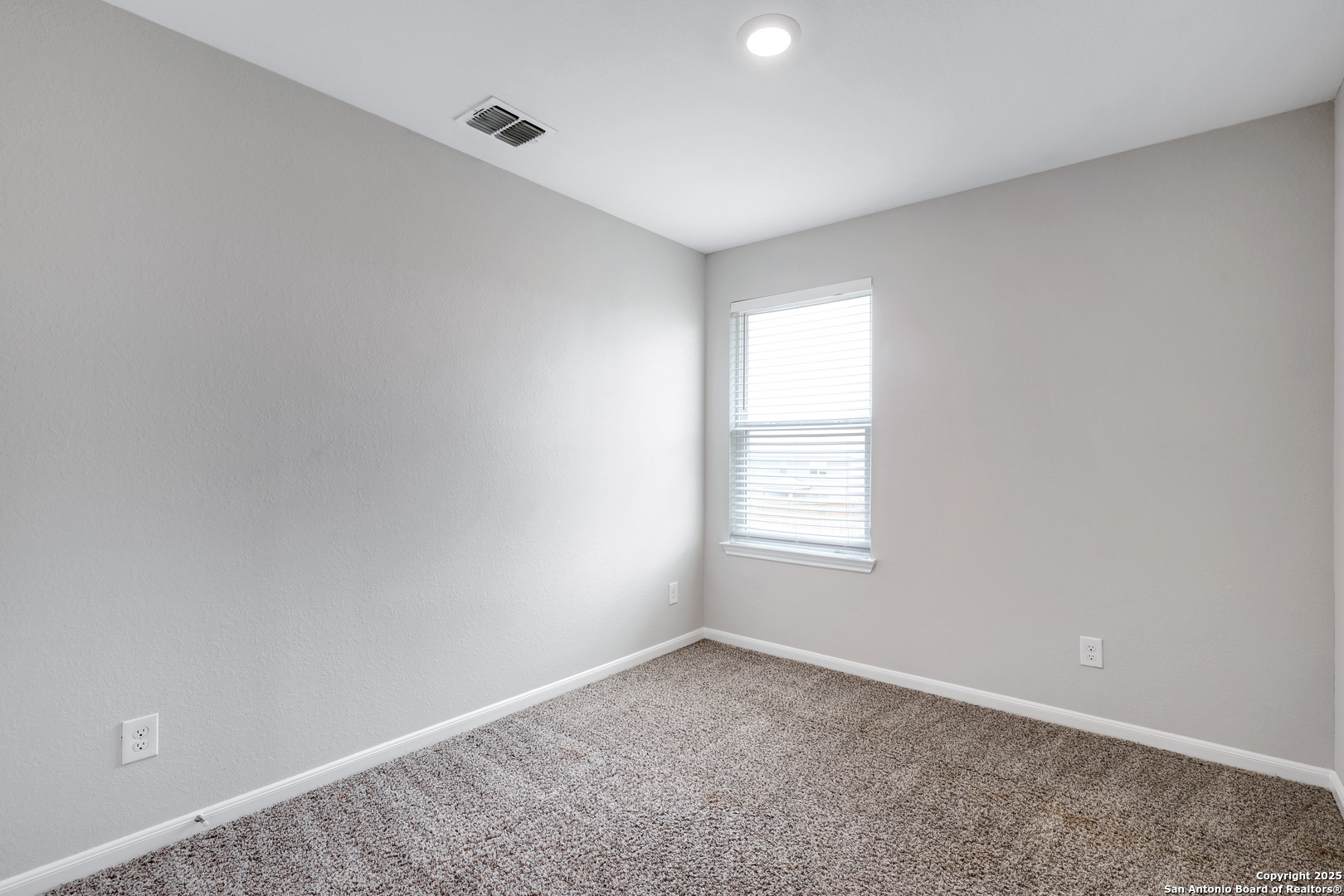 9226 Bennett Forest Converse TX 78109