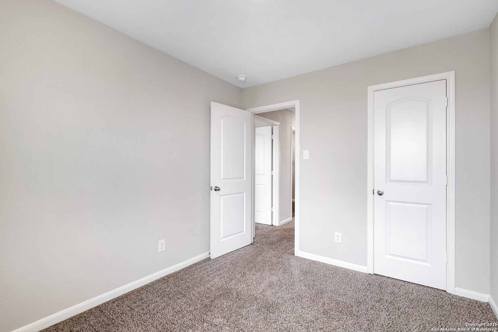 9226 Bennett Forest Converse TX 78109