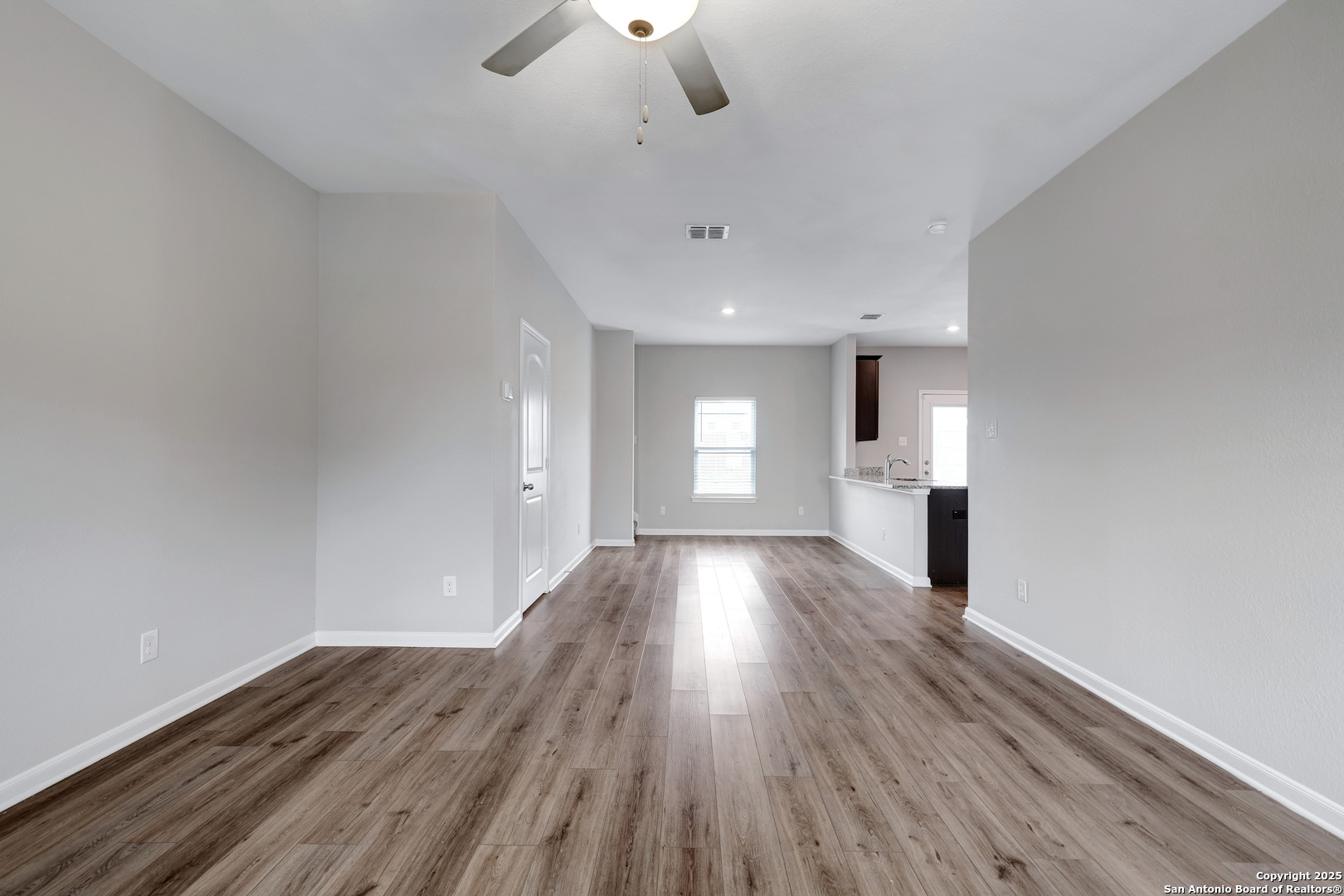 9226 Bennett Forest Converse TX 78109