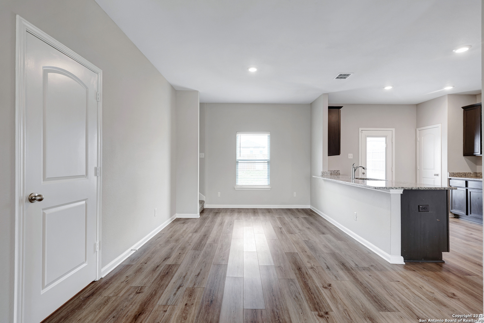 9226 Bennett Forest Converse TX 78109