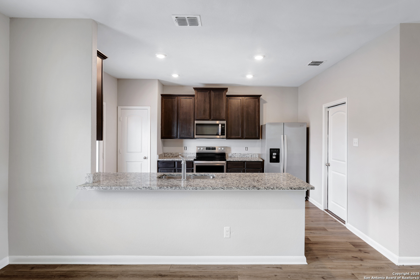 9226 Bennett Forest Converse TX 78109