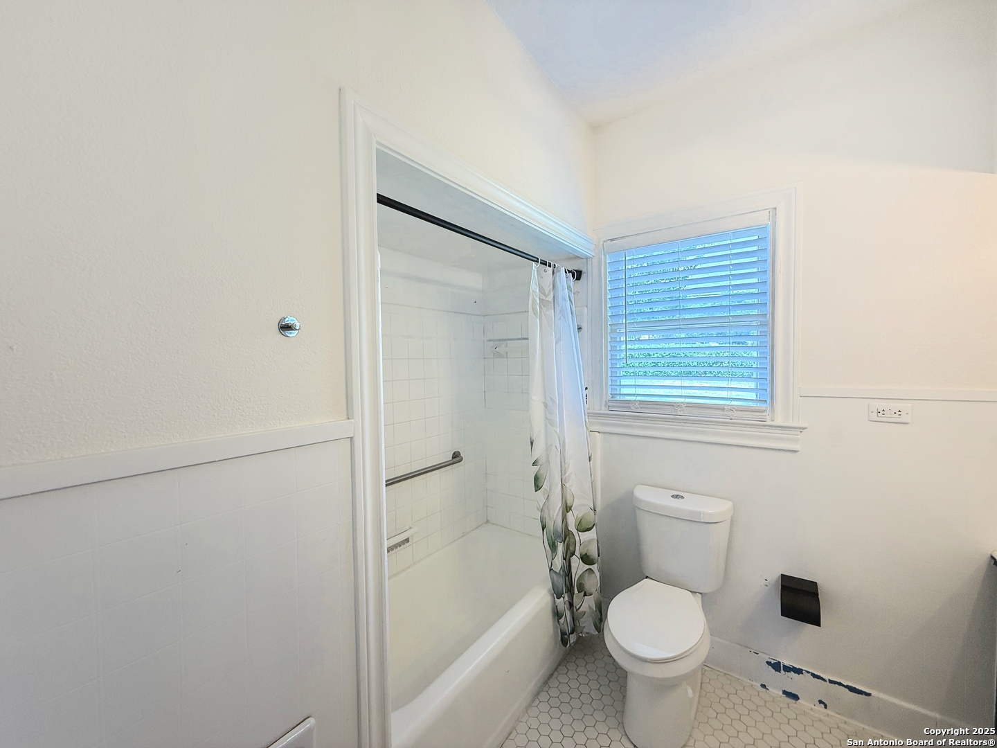 1214 Sutton San Antonio TX 78228