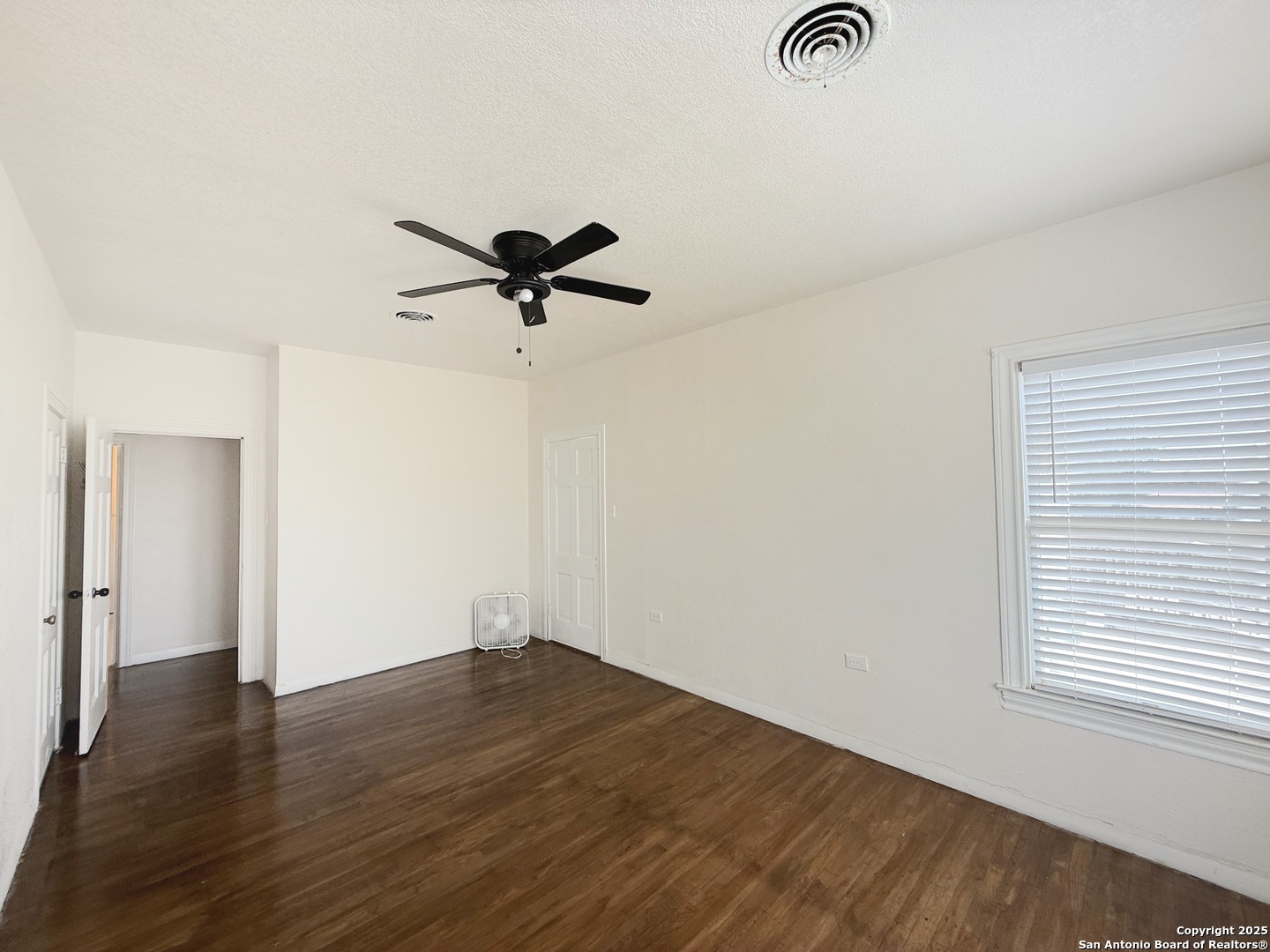 1214 Sutton San Antonio TX 78228
