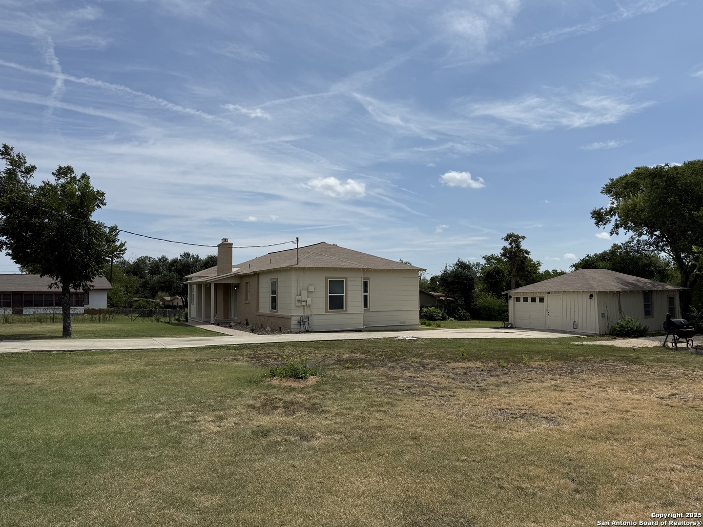 1214 Sutton San Antonio TX 78228