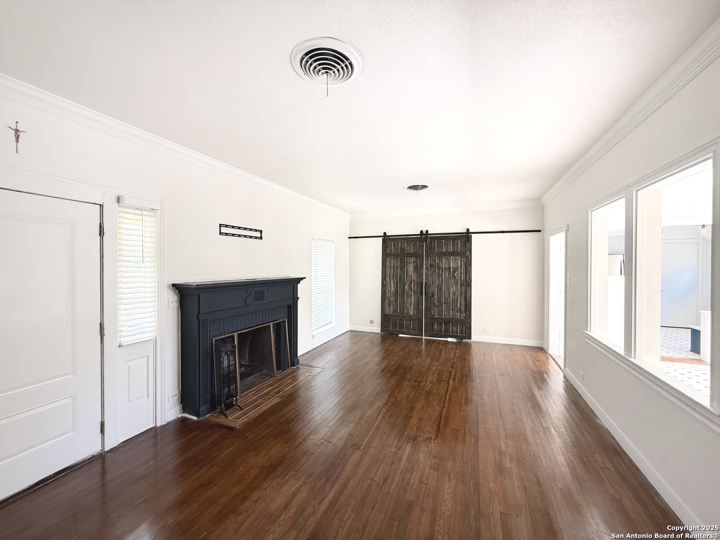 1214 Sutton San Antonio TX 78228