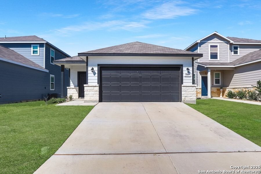 5867 Hematite Rim San Antonio TX 78222