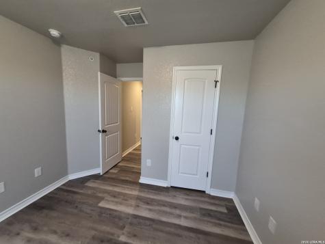 6406 Luglio Lane San Antonio TX 78233
