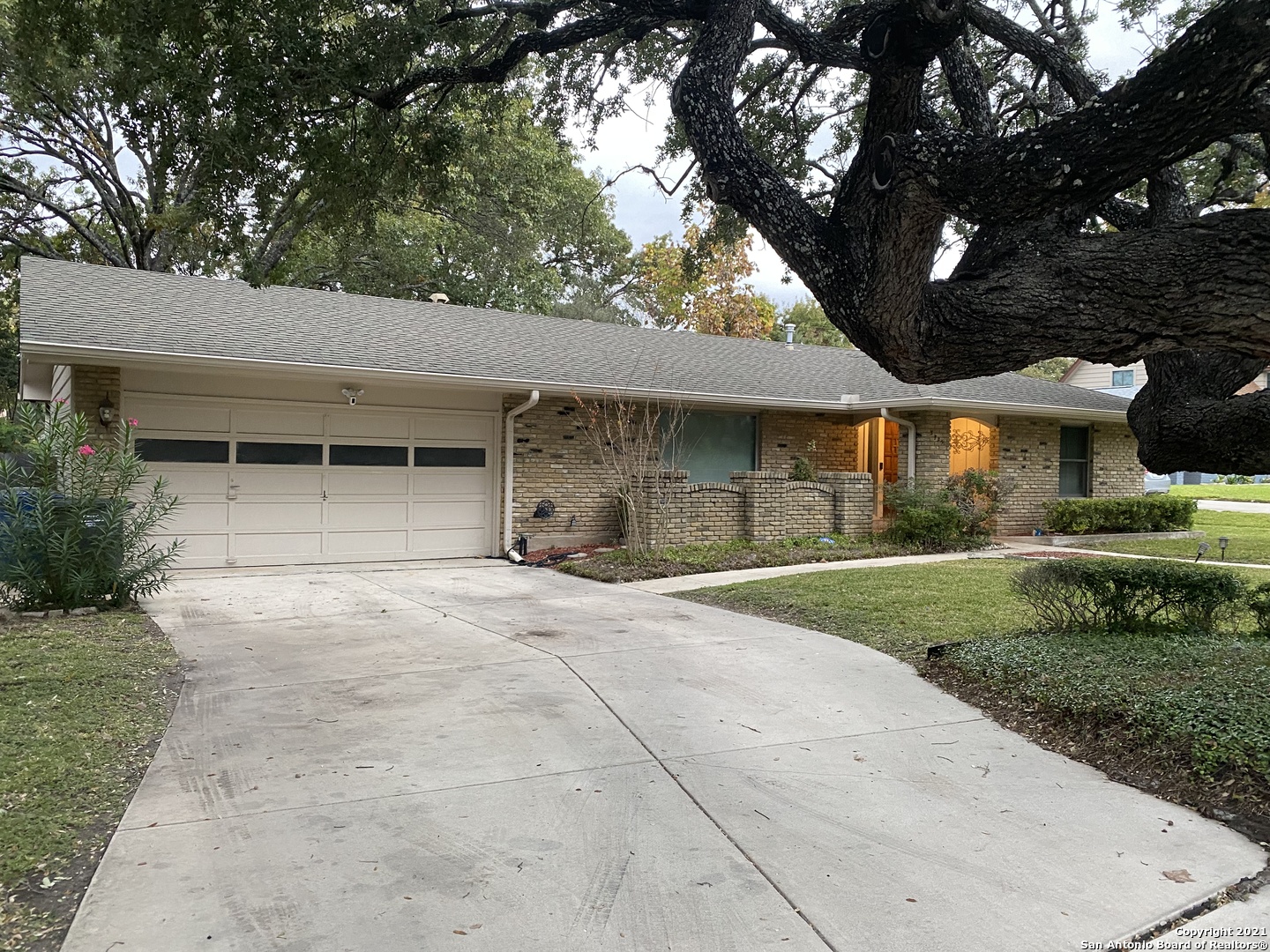 3715 John Alden Drive San Antonio TX 78230