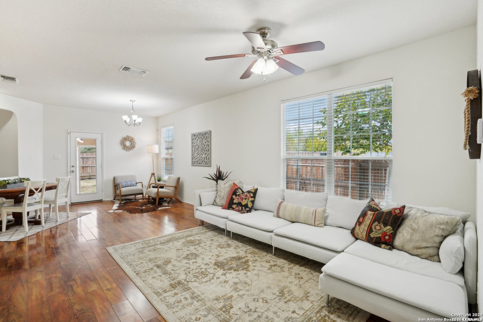 224 Hinge Chase Cibolo TX 78108