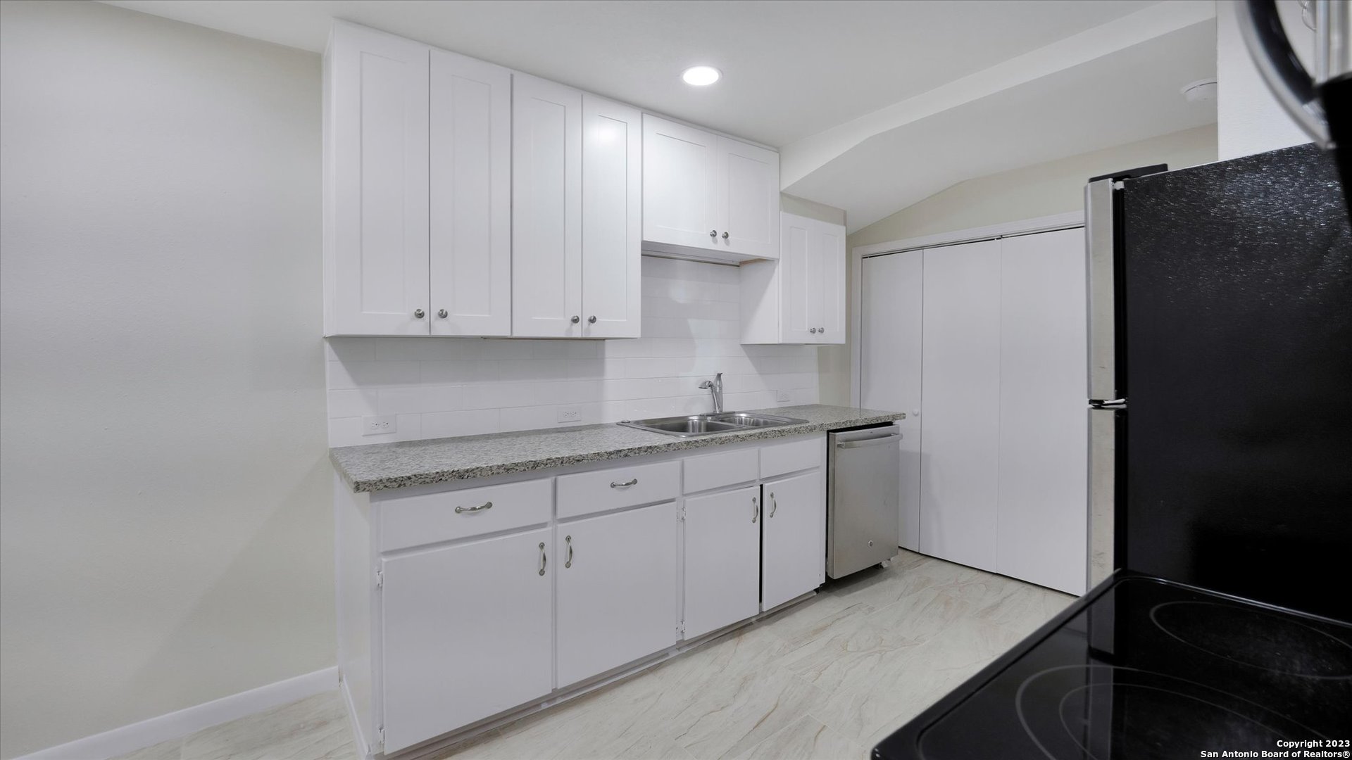 542 Thorain Boulevard San Antonio TX 78212